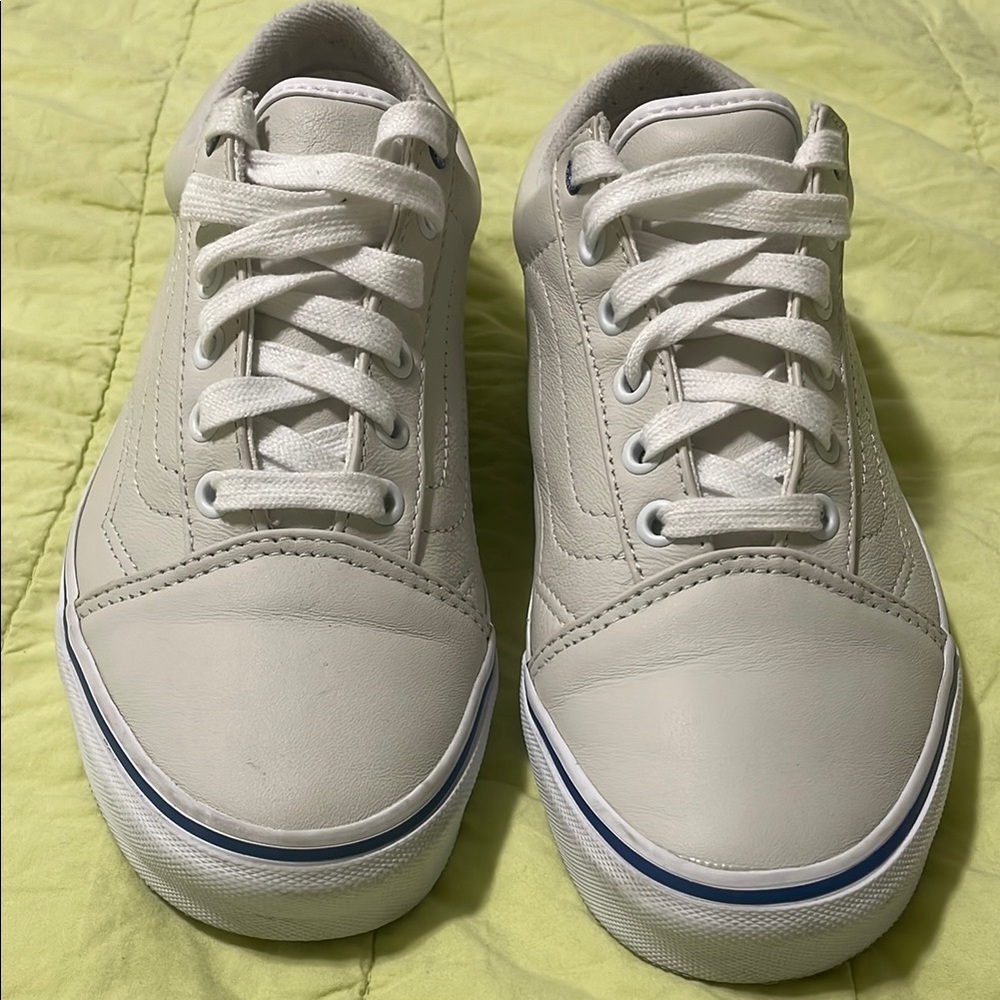 Vans Women’s Cream Van Old Skool Shoes